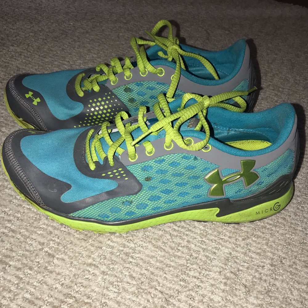 Under armour tennis shoes